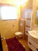 Apartamento con balcón