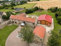 Luxury Log Cabin Sleeps 6 with Private Hot Tub & Scenic Views near Durham & Bishop Auckland - Chambres d'hôtes Durham