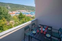 Appartamento con 1 Camera da Letto, Balcone e Vista Mare