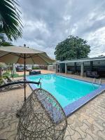 Yoyo Kunda - B&B Banjul