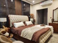 Signature 3BHK, Ultra-Luxury Stay, Pool & UPS, Across Giga Mall - B&B Islamabad