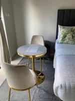 Maggs Studio Pad - B&B Gaborone