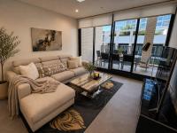 Spacious Pool Retreat with Gym Pool BBQ Rooftop - Ferienwohnung Sydney