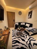 غرفة وصالة بتصميم راقي - B&B Khobar