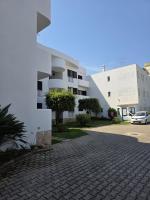 Solymar Vilamoura - renovated Apartment with shared Pool in a quiet Area of Vilamoura - B&B Quarteira