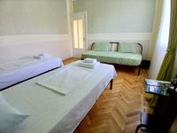 Triple Room with Garden View