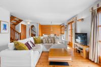 Crans-Montana 3BR - Mountain View, Balcony and Parking - Chambres d'hôtes Crans-Montana
