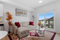 Modern Cozy Haven in Secord - B&B Edmonton