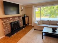 Spacious North Delta Home with Private Backyard - B&B Delta