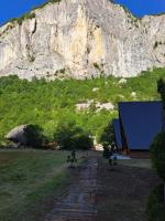 Game of Stones -Hidden Gem of Durmitor - B&B Šavnik