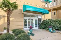 Boardwalk Oceanfront Condo with Panoramic Views - B&B Virginia Beach