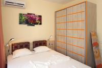 Apartamento de 1 dormitorio con balcón