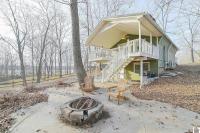 Willow by the Water Cottage with dock on KY Lake - Chambres d'hôtes Benton