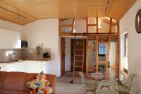 LavaRhein Ferienwohnung - B&B Filsen
