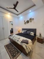 Supertech Northeye-Sarion Stays - Ferienwohnung Noida