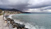 La Riviera Appartamento con balcone a 5 minuti a piedi dalla spiaggia - B&B Génova