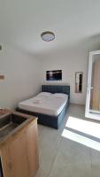Denis Guest House - B&B Durrës