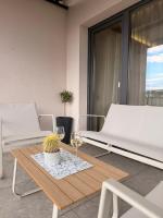 Two-Bedroom Apartment in Plovdiv City Center with Private Garage - Chambres d'hôtes Plovdiv