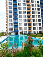 LaMaison- 2 Bedroom,8 Minutes from JKIA Airport & SGR, National Park Views,Pool & Gym Overlooking the Park - Bed and Breakfast Nairobi