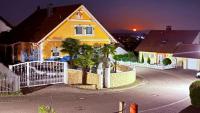 84 qm Ferienwohnung nahe Europa Park bis 6 Personen Hunde willkommen komplett eingezaeunt - B&B Herbolzheim