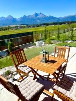 Luxusné Apartmány Golf View Resort s nabíjaním EV - Ferienwohnung Großlomnitz