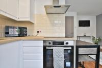 Elegant One-Bedroom Suite at Cardiff Bay , Prime Location Cardiff - Chambres d'hôtes Cardiff