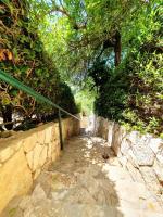 Hantke28 Budget Apartment - B&B Haifa