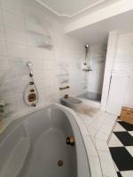 Apartment Deluxe Mutters-Ihr Zuhause bei Innsbruck! Perfekt für Familien, Gruppen bist 5 Personen !Bestes Preis Leistung! - Chambres d'hôtes Innsbruck