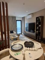 شقه فاخره بالخبر 3 غرف نوم ومسبح و صاله رياضه حي البحر - Chambres d'hôtes Khobar