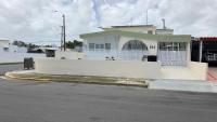 Casa Mi Luz - Family-Friendly 3BR Stay with Parking & Self Check-in - Bed and Breakfast San Juan