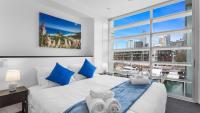 Waterfront Marina Retreat with Pool, Gym, Parking - B&B Auckland