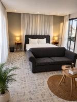 Relax, Recharge & Enjoy at 77 by Spacey 114 - B&B Il Cairo