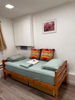 Room with private kitchenet and private bathroom - B&B Victoria