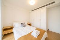 Apartamento de 2 dormitorios con balcón