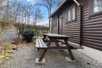 Chalet 7 - volledig gerenoveerd - B&B Rendeux