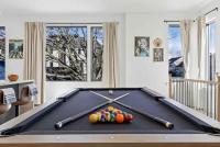 Hot Tub Poker Pool Table & Rooftop City MLS View - B&B Nashville