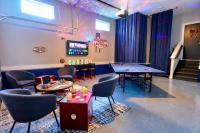 New NashVegas Downtown Rooftop City Views 13Beds - B&B Nashville
