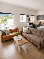 Stay on Main, Family Apartment - B&B Paarl