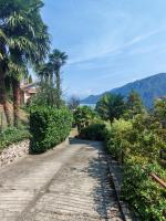 Flora Lakeview Apartment - B&B Limonta