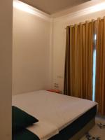 Joshua Guest House - B&B Labuan Bajo