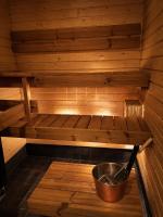 Peaceful Studio Near City Centre - Private Sauna & Free Parking - B&B Rovaniemi