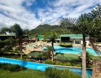 Apartamento para 6 pessoas no Capivari Eco Resort - B&B Campina Grande do Sul