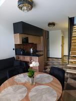 Dwupoziomowy apartament z przeszkloną antresolą FP22 - Bed and Breakfast Zamość