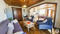 Gîte de France Les embruns 3 épis - Gîte de France 6 personnes MAE-0284 - B&B Altillac