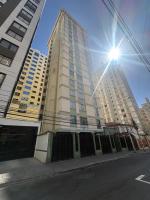 Apartamento hermoso y soleado en Sopocahi Av Arce - Bed and Breakfast La Paz