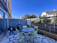 Résidence Marie Louise - Agréable appartement de 35m2 avec 4 couchages à Six Fours les Plages proche des plages MAE-9824 - Chambres d'hôtes Six-Fours-les-Plages