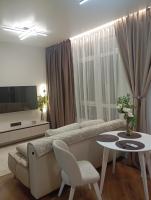 Стильные апартаменты с прекрасным видом на море и город Four Seasons - B&B Odesa