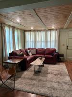 Redwood Basecamp King Suite 3 bedrooms - B&B Garberville