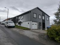 Aurora Fjord View Escape Narvik garden sleeps 10 - B&B Narvik
