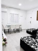 Apartamento renovado y tranquilo, 2 dormitorios bien comunicado con el centro de Madrid - B&B Madrid